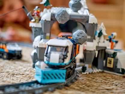 City Explorers' Arctic Polar Express Train 60470 Building Kit