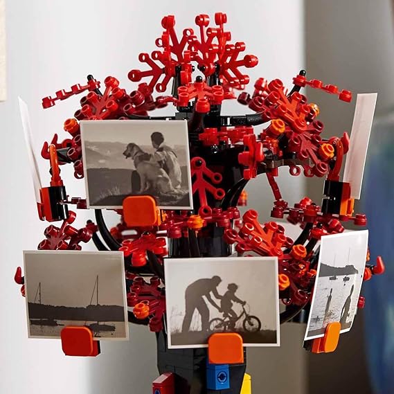 LEGO Ideas Family Tree 21346