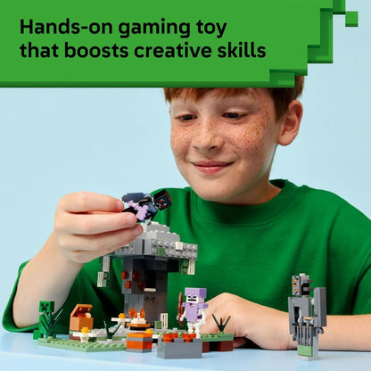 LEGO Minecraft The Pale Garden Toy  21586