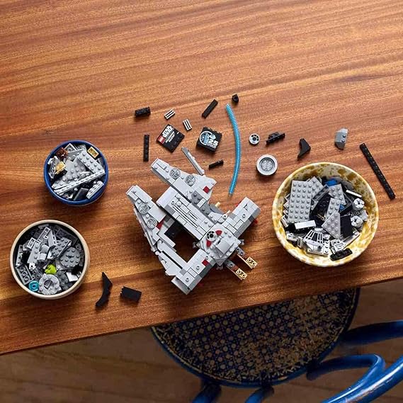 LEGO Star Wars Millennium Falcon Set 75375