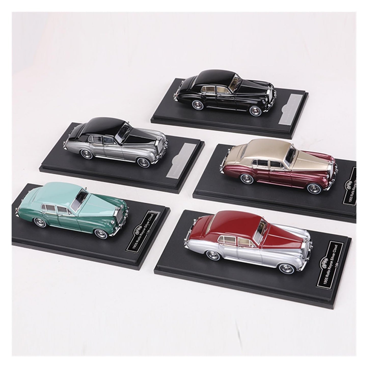 1:64 Scale For Rolls-Royce Silver Cloud Black 1965 Classic Car Die-Cast