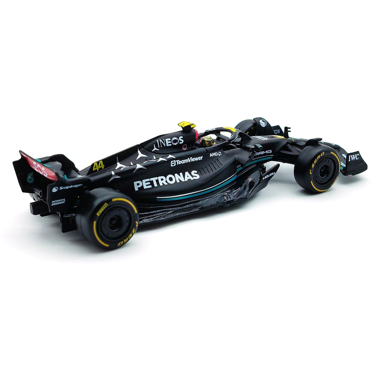 Bburago Metal 1:24 F1 Race Mercedes W14 (2023) W/Driver - Hamilton #44 Black