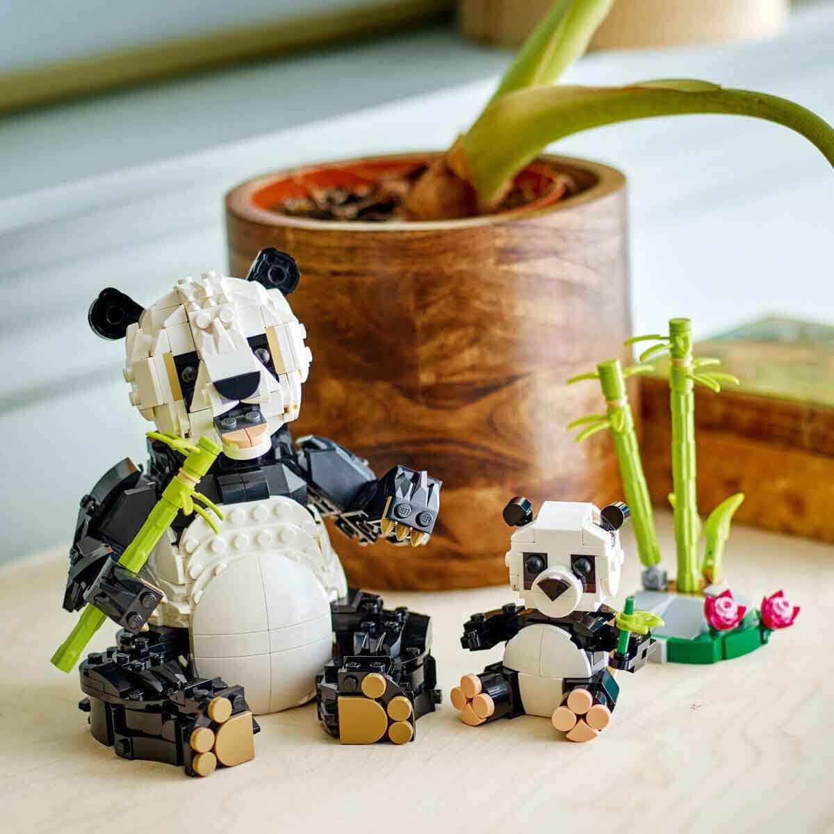 LEGO Creator 3in1 Wild Animals: Panda Family Toy Playset 31165