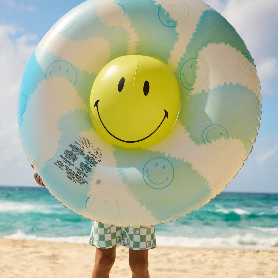 SUNNYLiFE Multicolor Inflatable Pool Ring and Ball Set Smiley World Sol Sea