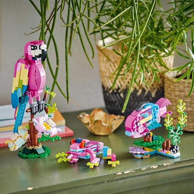 Exotic Pink Parrot 31144