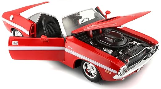 Maisto 1:24 Scale 1970 Dodge Challenger R/T Coupe