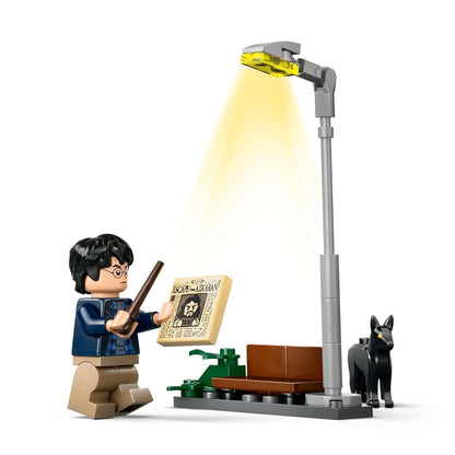 LEGO Harry Potter 76446 Flying Ford Anglia at the Whomping Willow