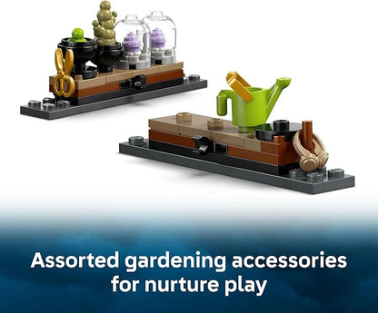 LEGO® Harry Potter™ Hogwarts™ Castle: Herbology Class 76445