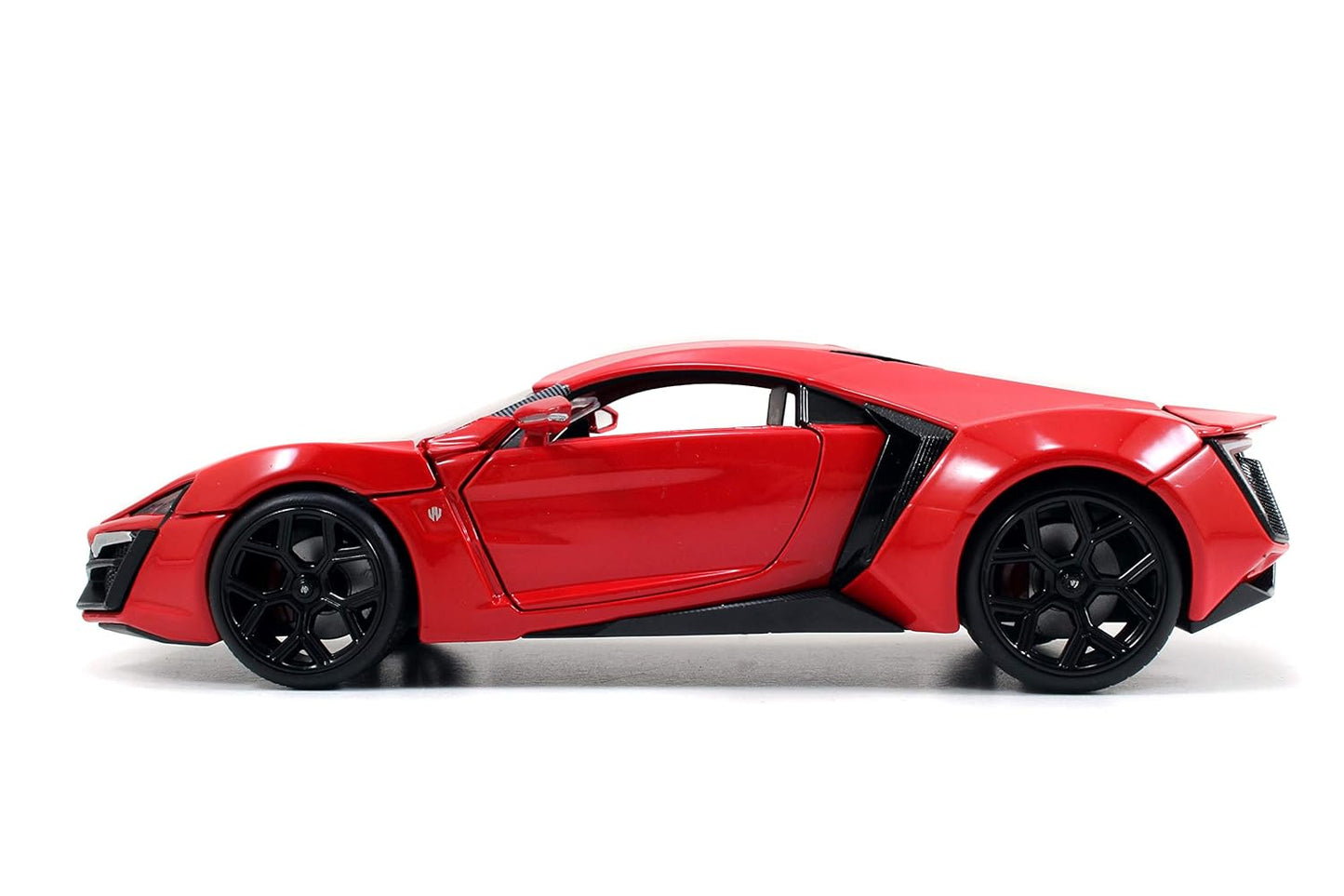 Fast & Furious7: Lykan Hypersport