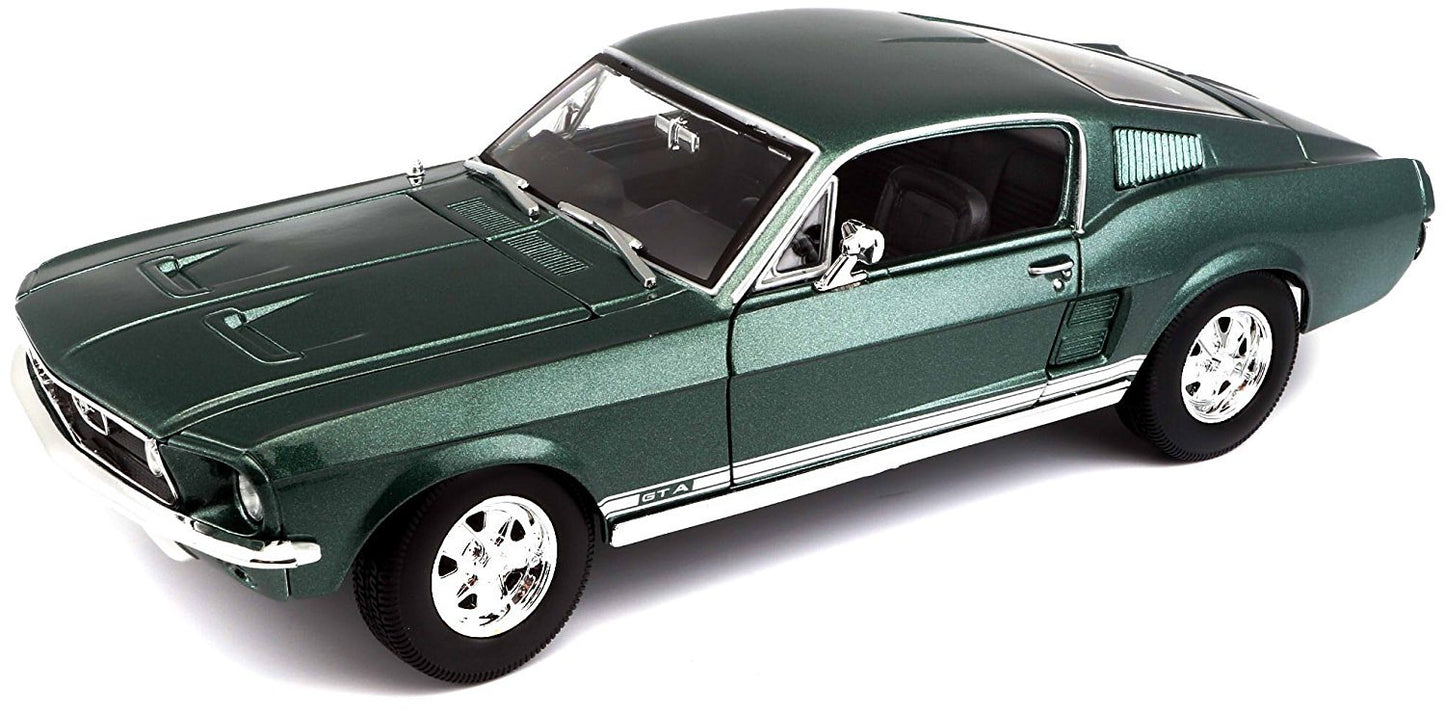 Maisto 1/18 1967  Ford Mustang GTA Fastback Green