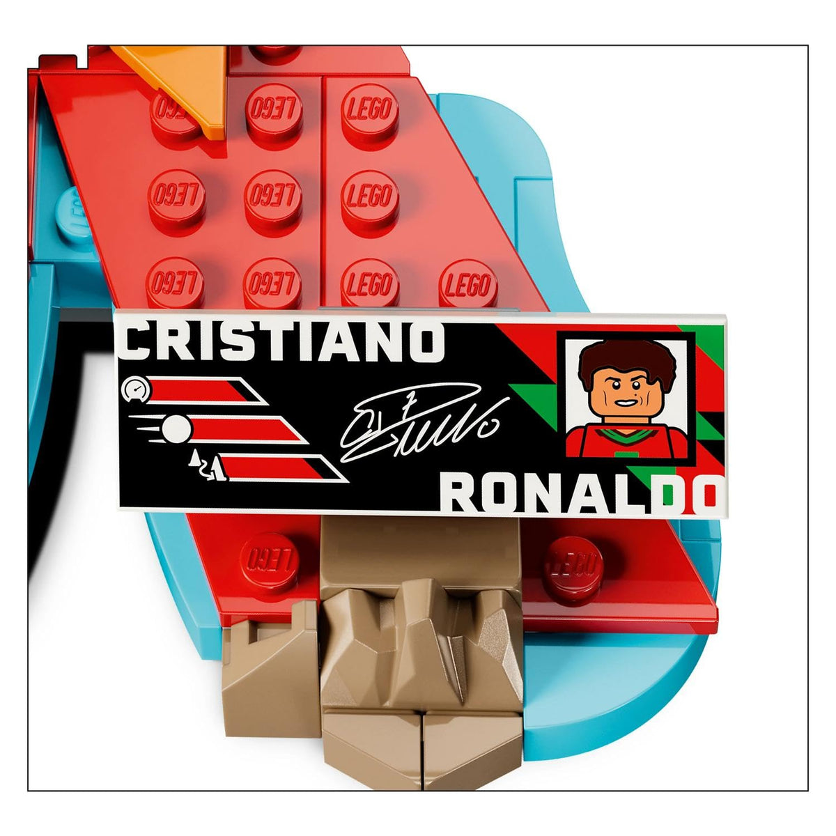 LEGO Editions 43012 Cristiano Ronaldo Football Highlights Display Building Set, 490 Pieces, 10+