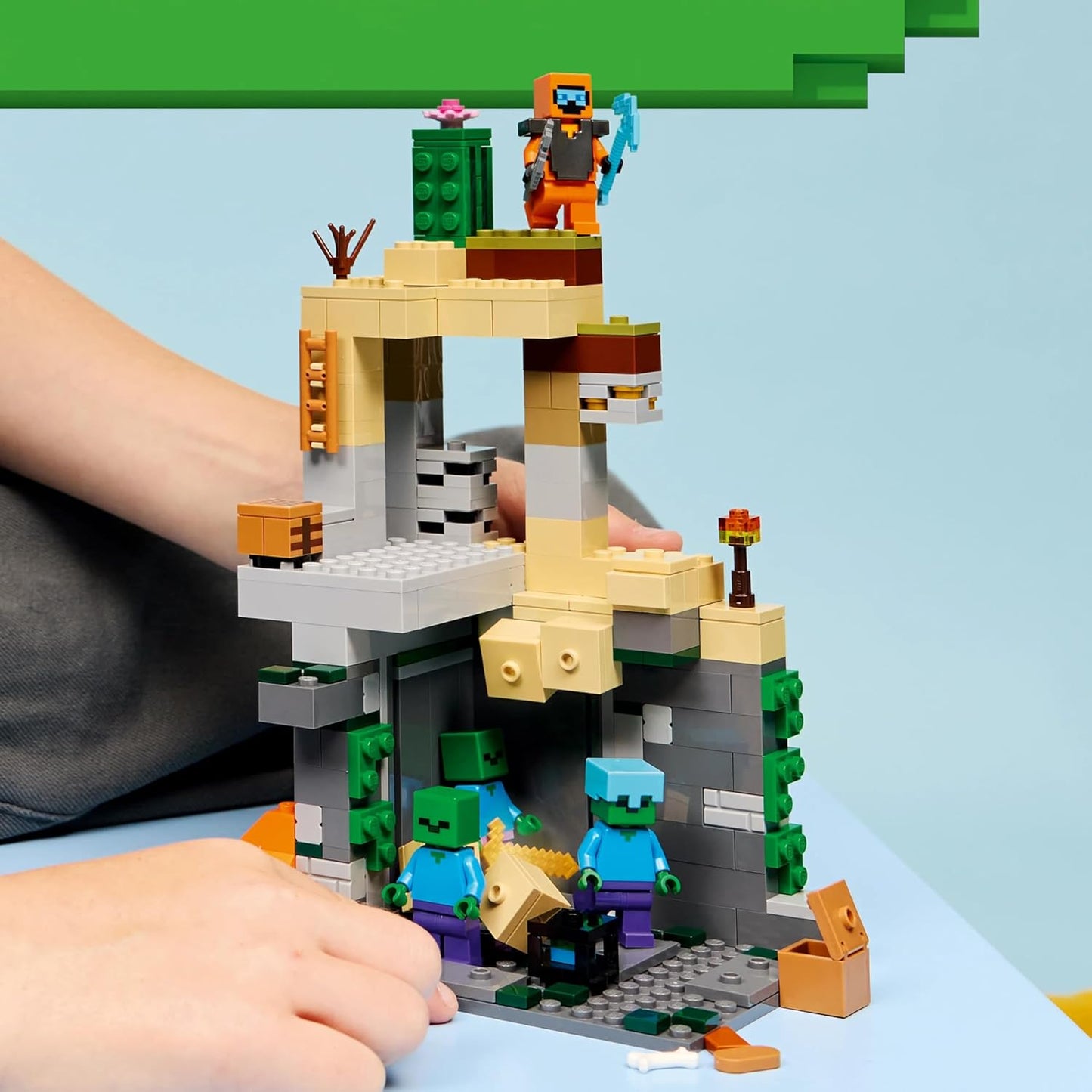 LEGO Minecraft Zombie Dungeon - Pretend Play Building Toy  21587