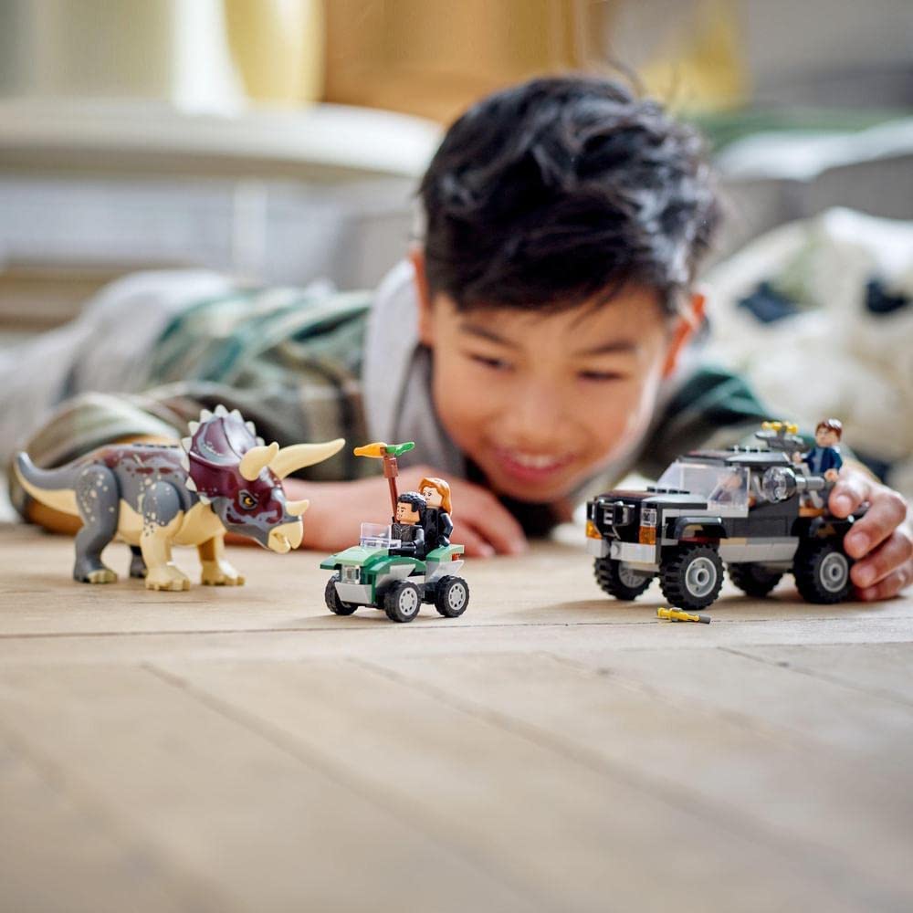 Lego 76950! Jurassik World Triceratop's Pick-Up Truck Ambush for The Kids Age 7+ (210 Pieces)