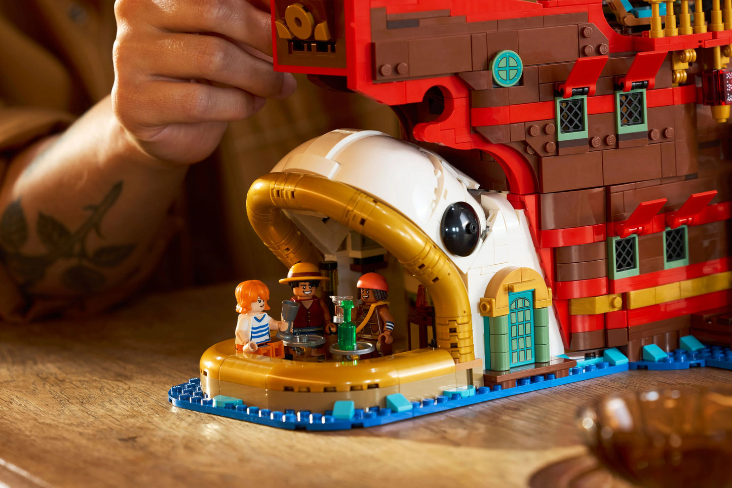 ONE PIECE The Baratie Floating Restaurant, Anime Gift Model Kit 75640
