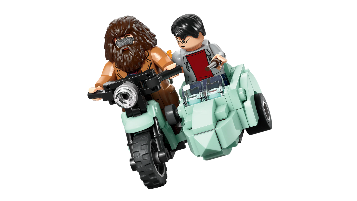 LEGO® Harry Potter™ Hagrid™ & Harry’s Privet Drive Escape 76459