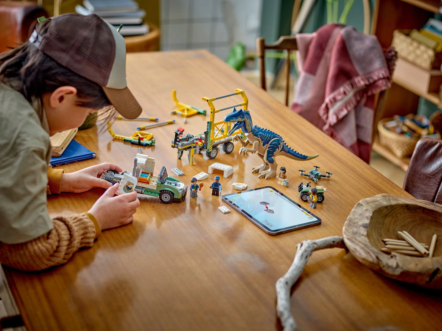 Jurassic World Dinosaur Missions: Allosaurus Transport Truck 76966 Building Kit