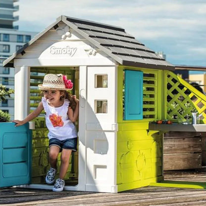 PRETTY PLAYHOUSE + KITCHEN