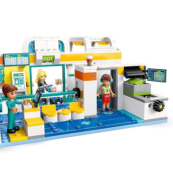 LEGO  Heartlake City Airport and Airplane  42656