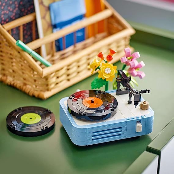 LEGO Creator 3in1 Record Player with Flowers Music Set 31172
