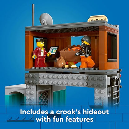 LEGO City Police Speedboat and Crooks’ Hideout  60417