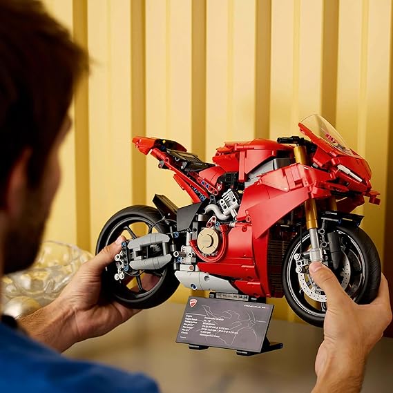 LEGO Technic Ducati Panigale V4 42202