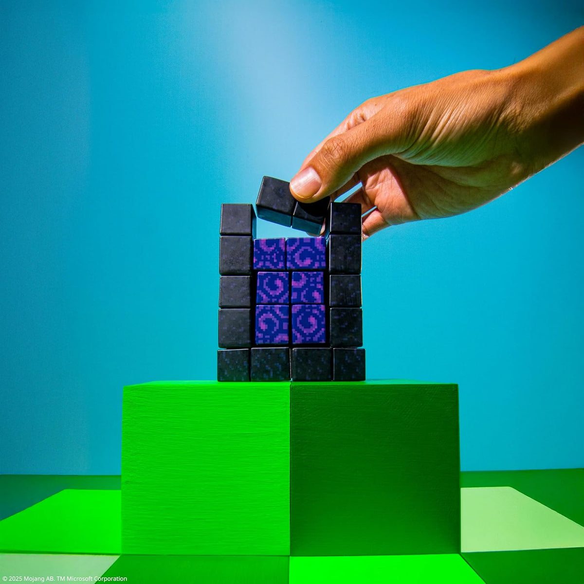 MGA’s Miniverse Make It Mini Minecraft – DIY Miniature Surprise Collectible