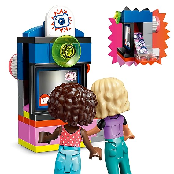 LEGO Friends Hair Salon and Accessories Store 42662