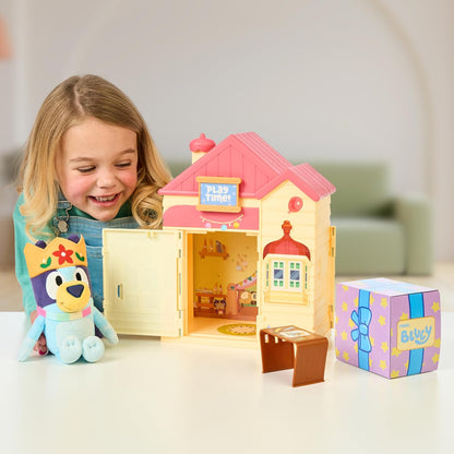 Bluey’s Play Date Plush Surprise Toddler House Playset, Durable Toy House with Exclusive Cuddly Stuffed Toy, Immersive House Toys for Kids of Ages 3+