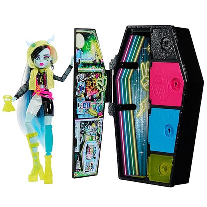 Monster High ¢ Doll and Fashion Set, Frankie Stein ¢ Doll, Skulltimate Secrets ¢: Neon Frights ¢, Dress-Up Locker with 19+ Surprises