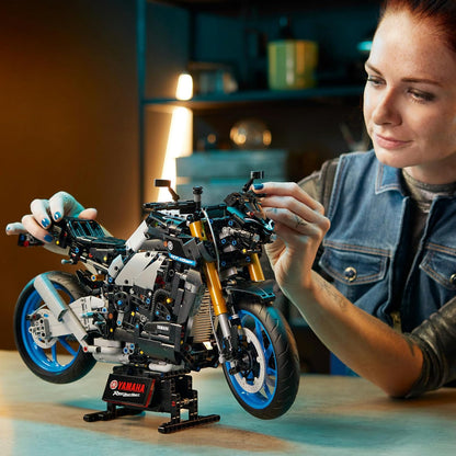LEGO Technic 42159 Yamaha MT-10 SP Motorcycle Mode