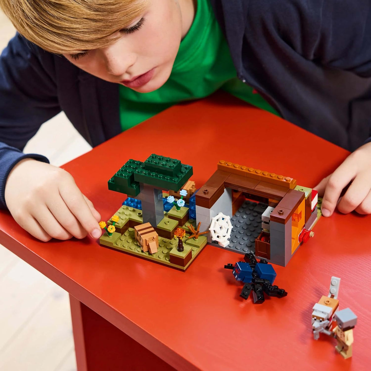 LEGO Minecraft 21269 The Wolf Stronghold Building Set