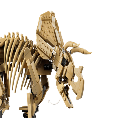 Lego 77985 Jurassic World Dinosaur Fossils :Triceratops (1154 Pieces)