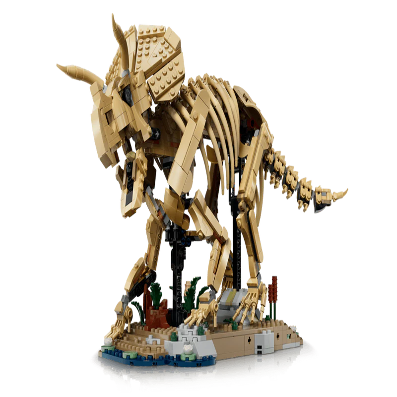 Lego 77985 Jurassic World Dinosaur Fossils :Triceratops (1154 Pieces)