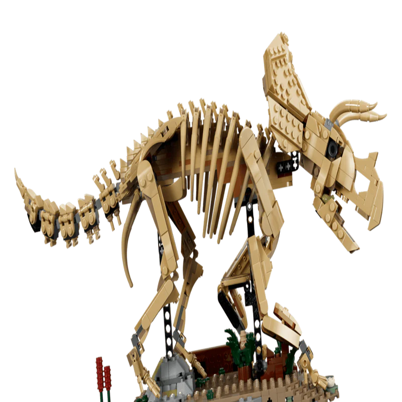Lego 77985 Jurassic World Dinosaur Fossils :Triceratops (1154 Pieces)