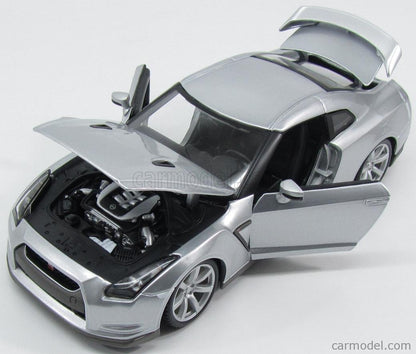 1/18 Bburago 2009 Nissan GT-R (R35) 1:18