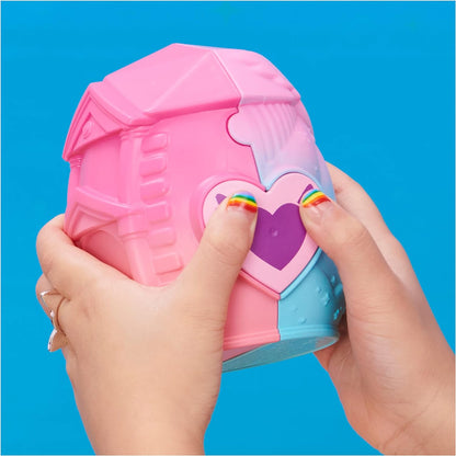 Hatchimals CollEGGtibles, Family Pack Home Playset with 3 Characters and up to 3 Surprise Babies