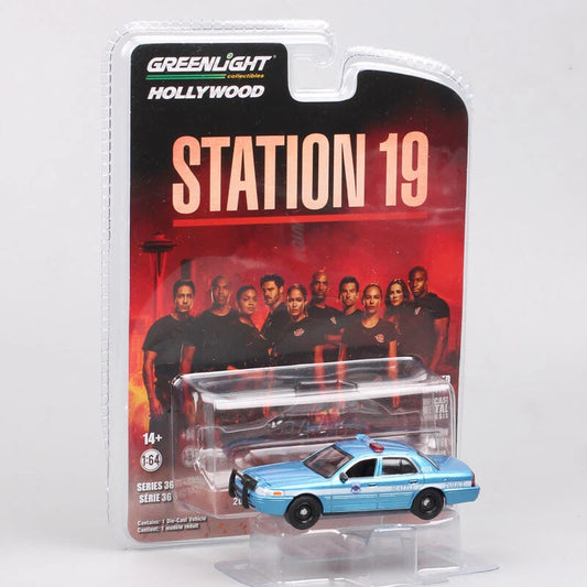 Greenlight Running on Empty – 2022 Chevrolet Corvette C8 Stingray Coupe (Bardahl Livery, Series 15) 1:64 Die-Cast Car