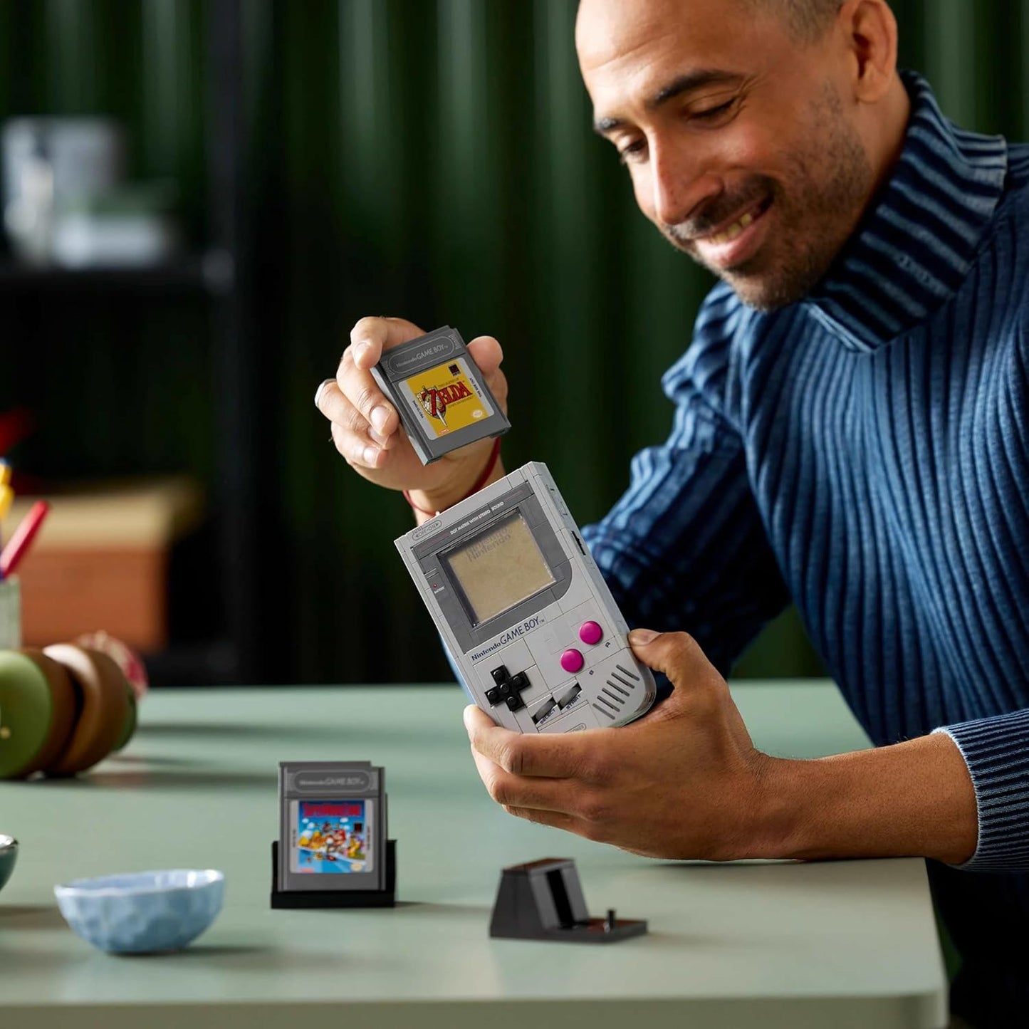 Lego 72046  Game Boy (421 Pieces)