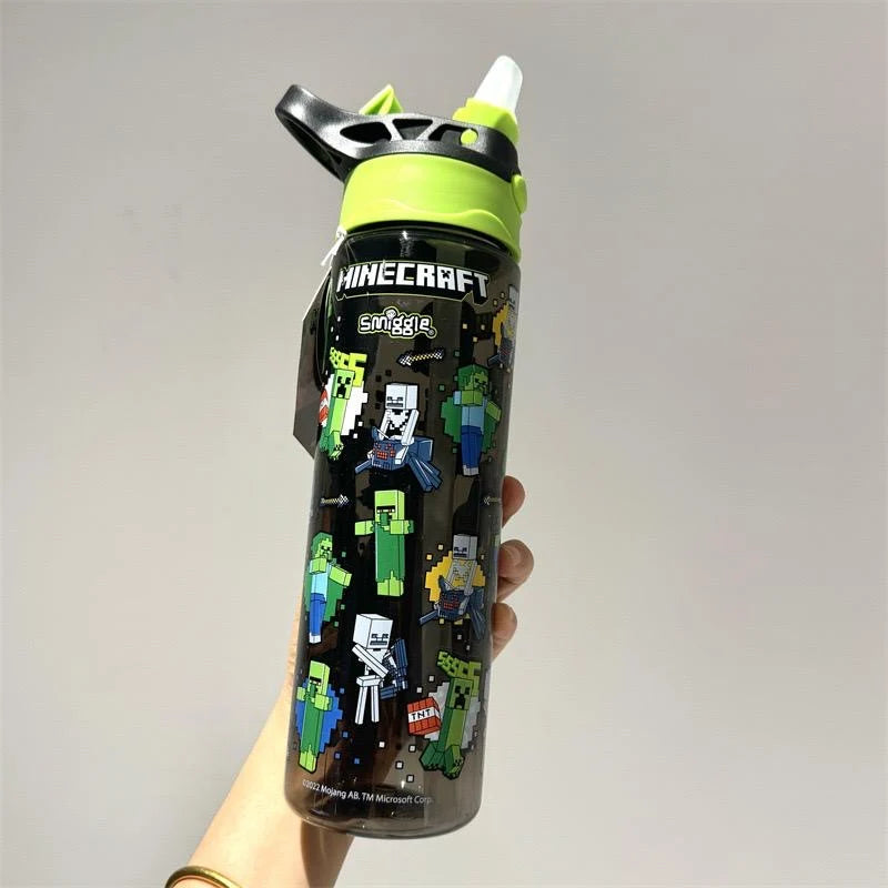 Smiggle 650ml Kids Water Bottle with Flip Straw, Leak-Proof Lid & Carry Handle – Minecraft