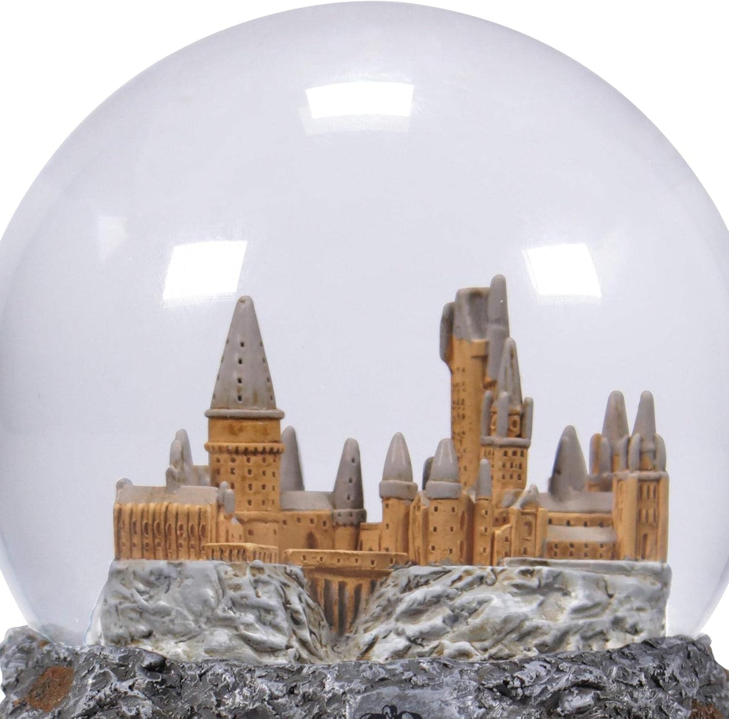 Harry Potter Hogwarts Castle Snow Globe Winter Edition Premium Collectible Decor