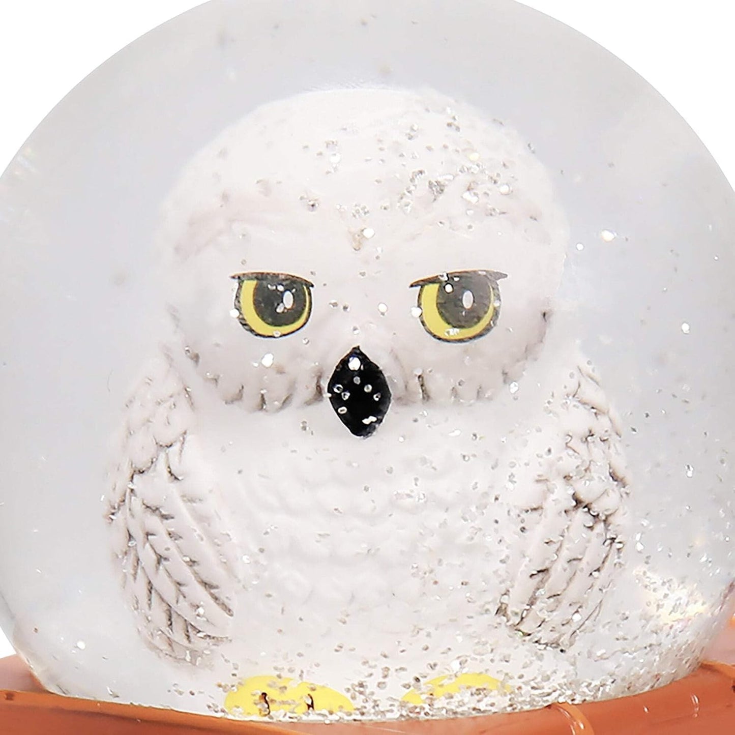 Harry Potter Hedwig Snow Globe with Suitcase Base – Hogwarts Owl Collectible Decor Piece