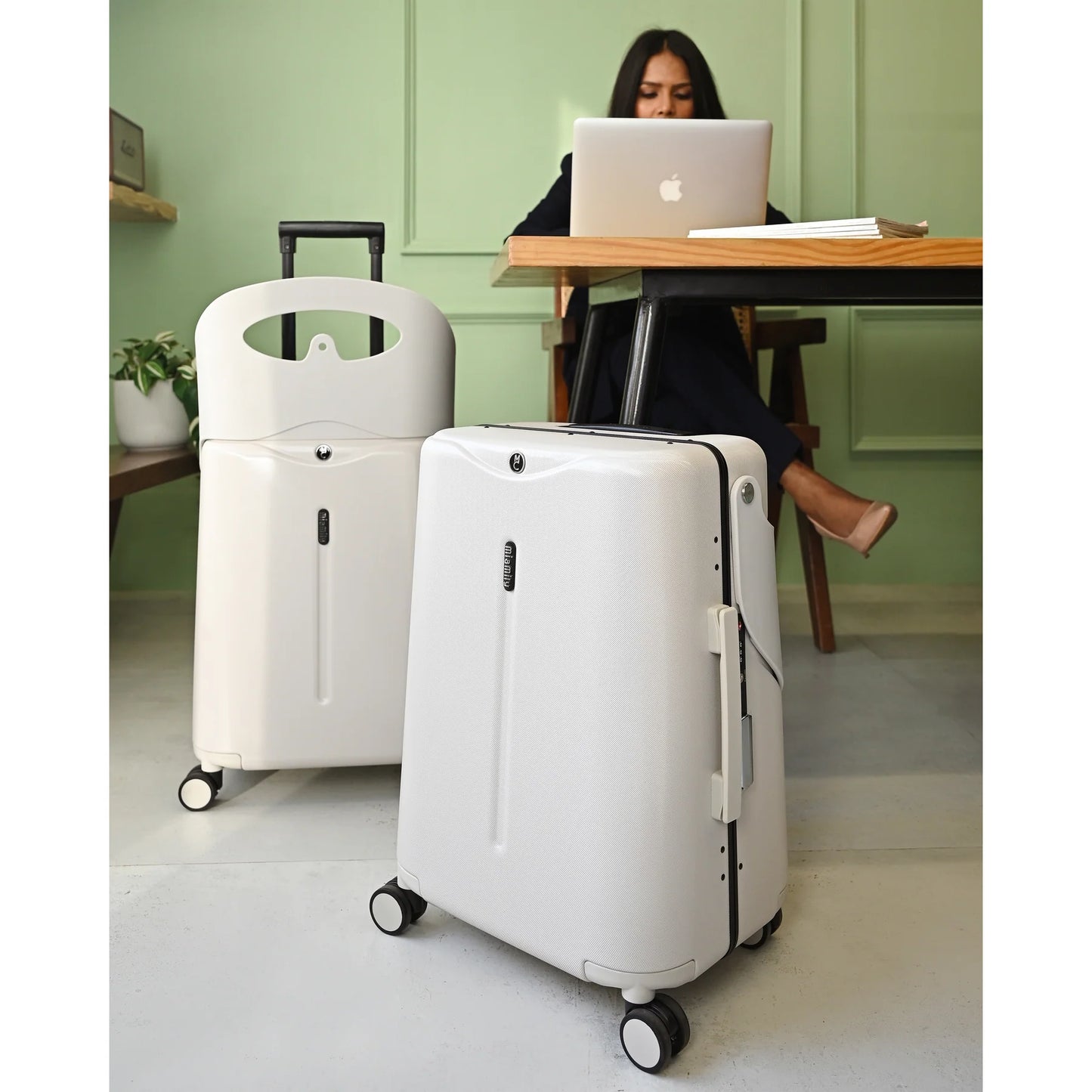 MIAMILY MIST GREY RIDE-ON TROLLEY CARRY-ON LUGGAGE 18 INCHES