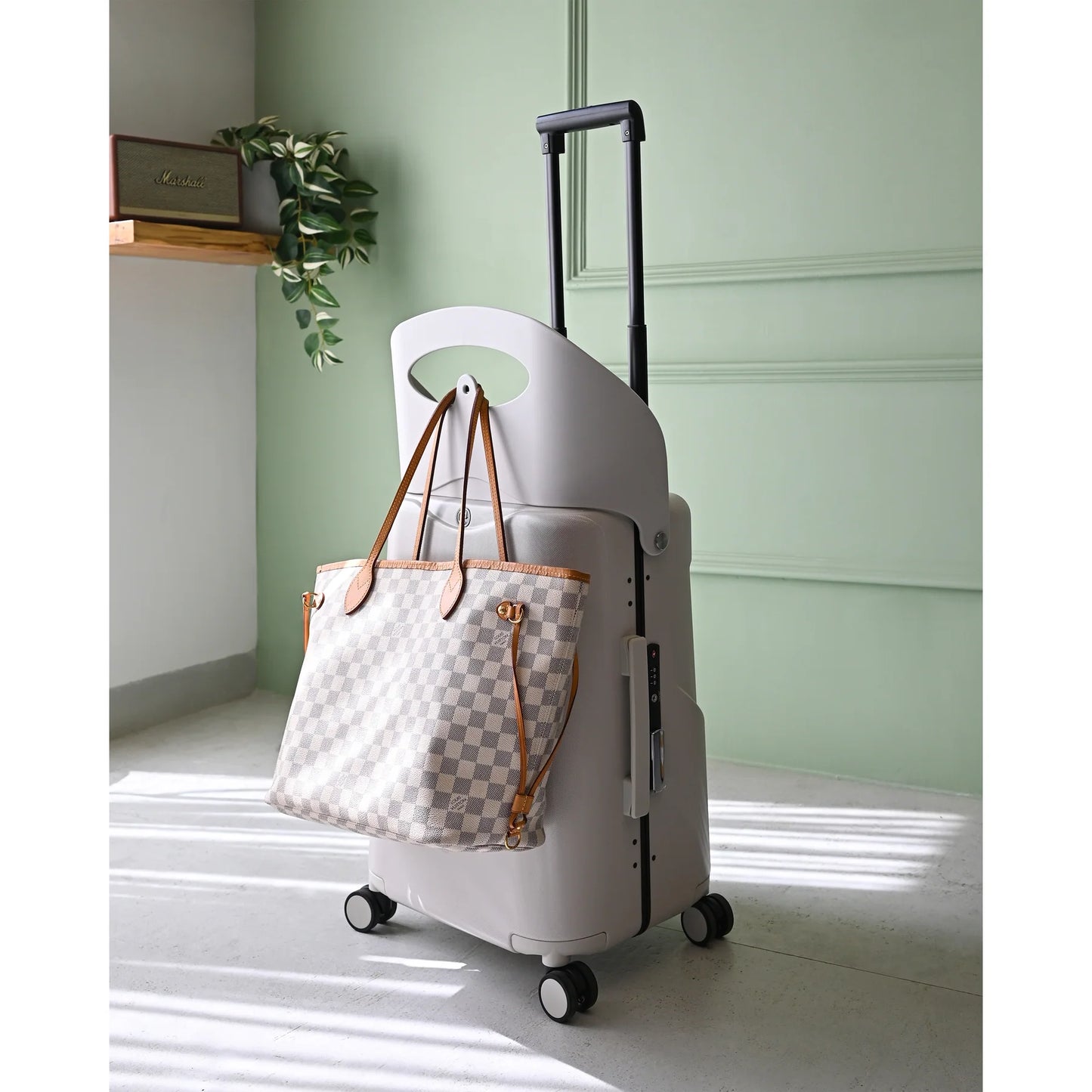 MIAMILY MIST GREY RIDE-ON TROLLEY CARRY-ON LUGGAGE 18 INCHES