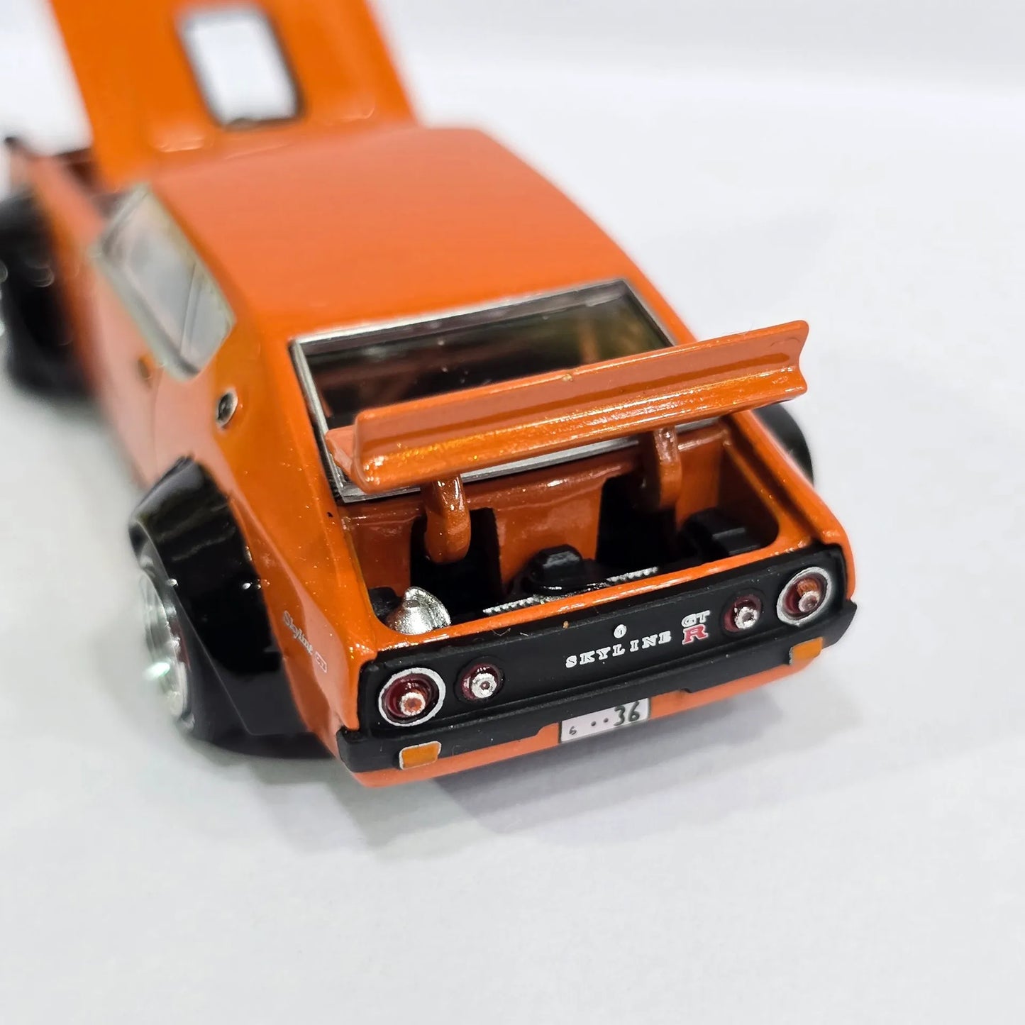 POP RACE S34-01 SKYLINE GT-R V8 DRIFT (KENMERI) 1:64 SCALE DIECAST MODEL