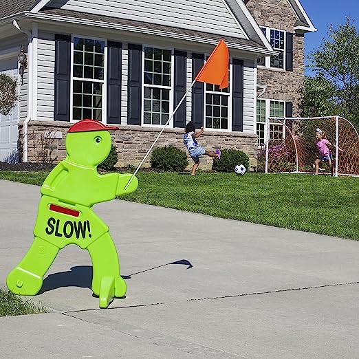 Step2 Kid Alert Visual Warning Signal V.W.S - 32-Inch Caution Go Slow Children At Play Signage