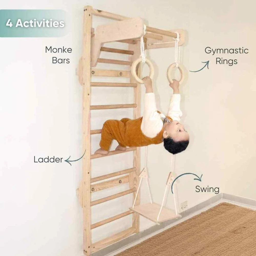 Curious Cub Wall Ladder