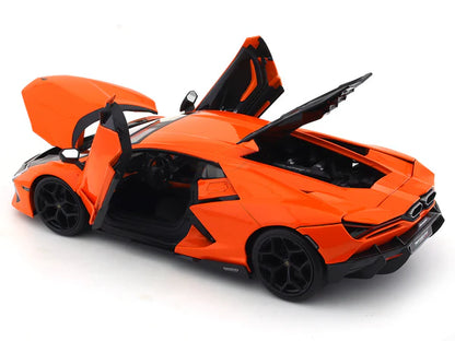 1:18 Maisto Lamborghini Revuelto orange