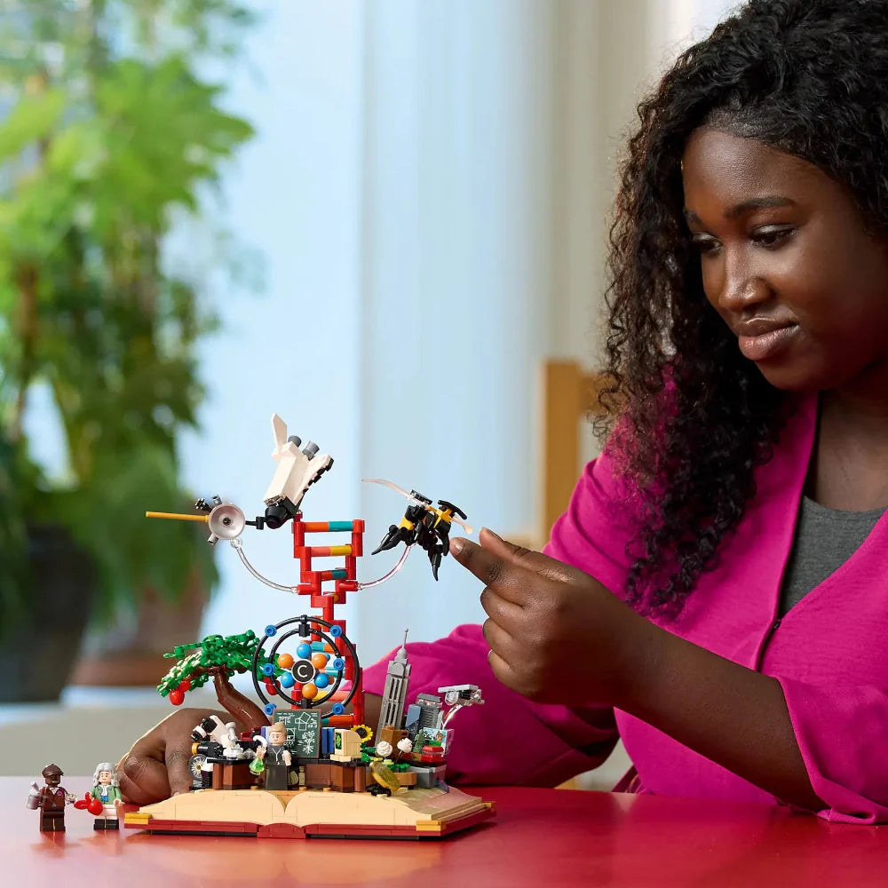 Lego 21355 Ideas The Evolution of STEM