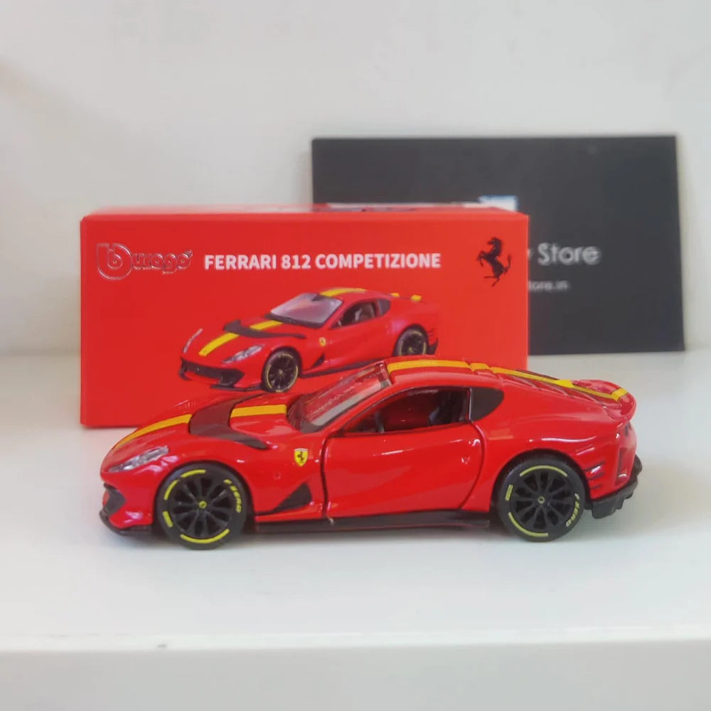 1 : 64 Bburago Ferrari 812 Competizione