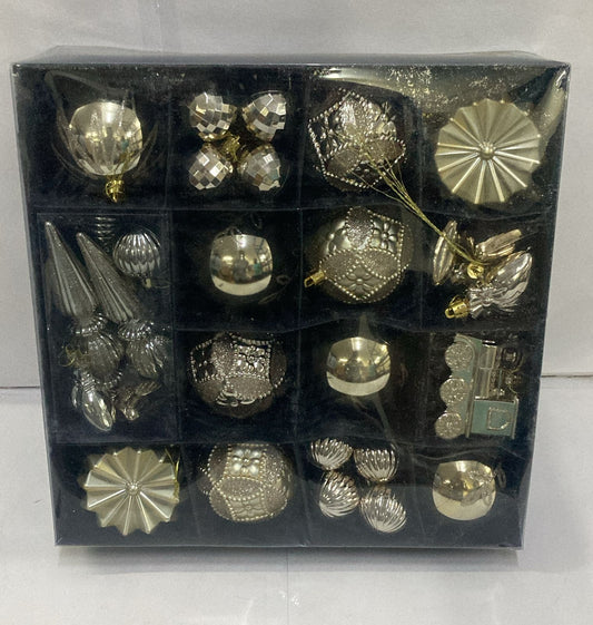 Luxury Silver Christmas Bauble Set with Mixed Shapes & Premium Finishes